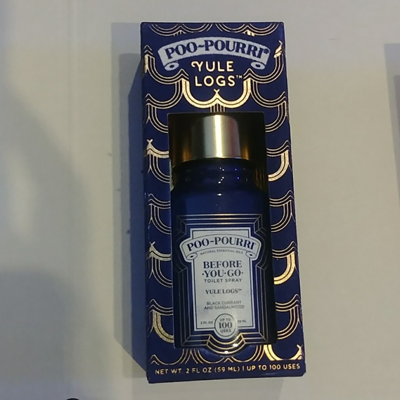 3 Poo pourri holiday. - Picture 2 of 4